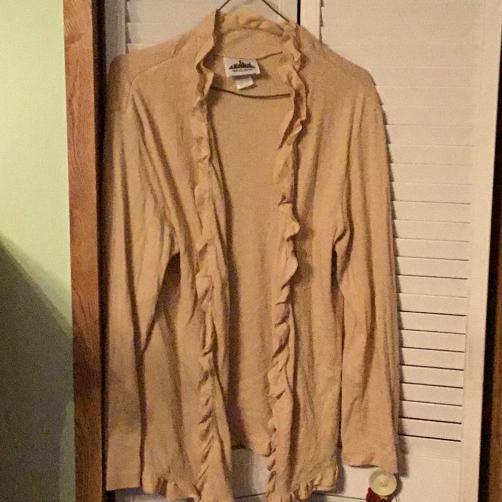 Metropolitan lightweight sweater